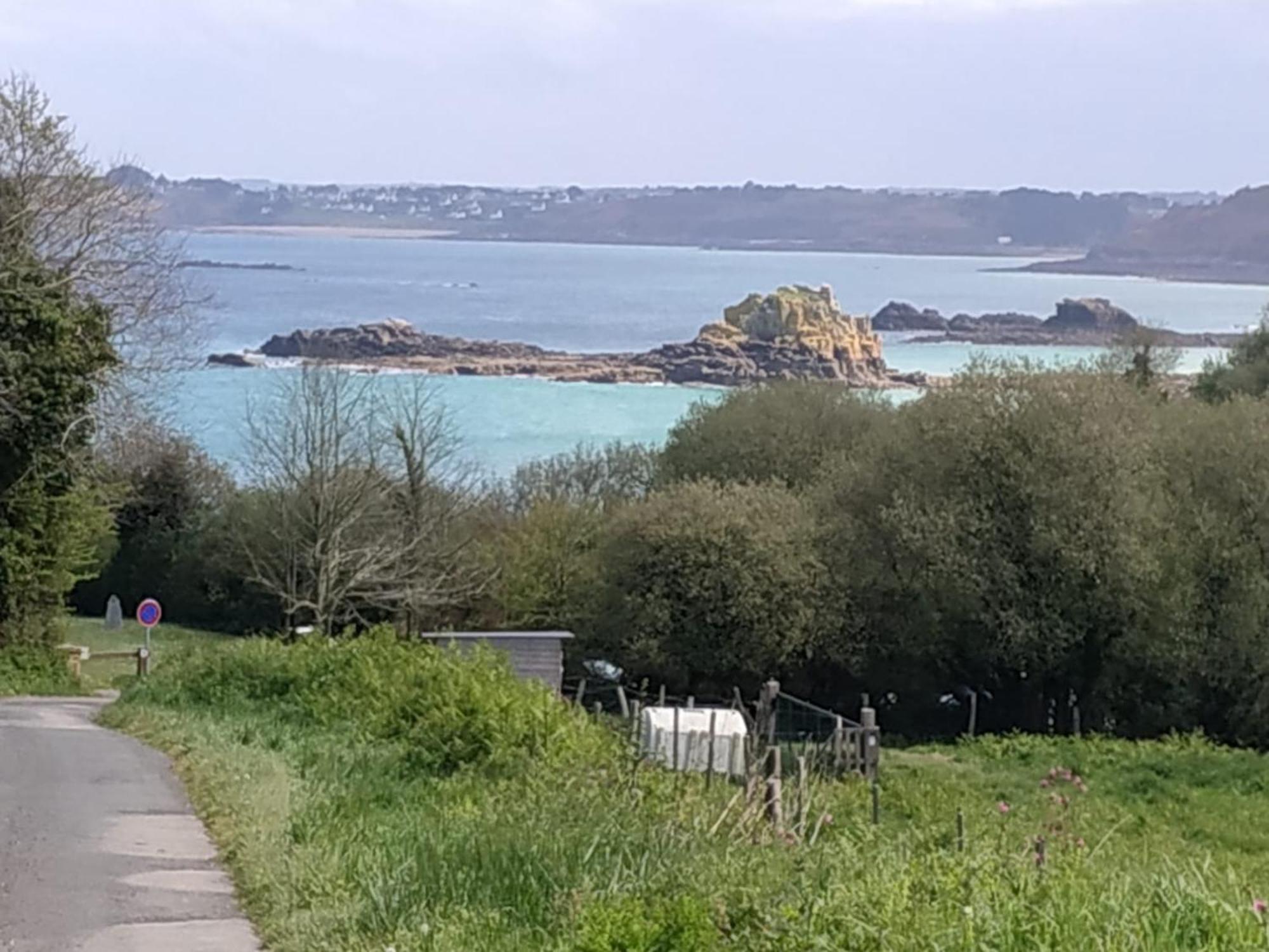 Maison Cosy Vue Mer A Guimaec Zewnętrze zdjęcie